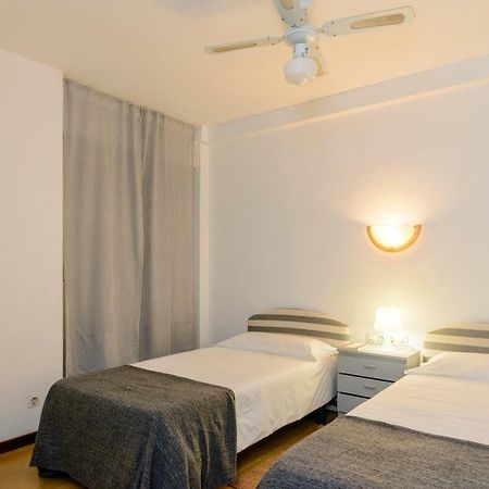 Edificio Tropicana Тоса де Мар Екстериор снимка